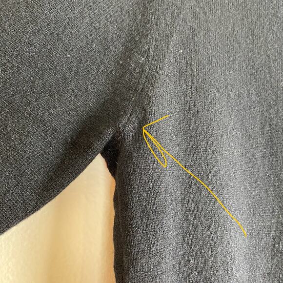 Lord & Taylor 100% Cashmere Cardigan Size M Black Sweater Old Money *repaired - Picture 7 of 11